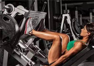 腿舉可以代替深蹲嗎？腿舉和深蹲哪個好？