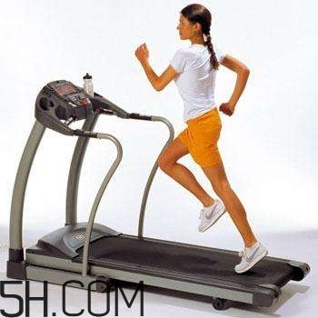 天天用跑步機跑步好嗎？在跑步機上跑步一個星期跑多少次合適呢？