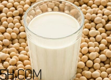 什么樣的豆?jié){不能喝？喝豆?jié){應(yīng)該要注意什么呢？