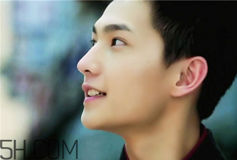 說男生小鮮肉什么意思 小鮮肉什么意思女的 說男生小鮮肉什么意思 小鮮肉什么意思女的