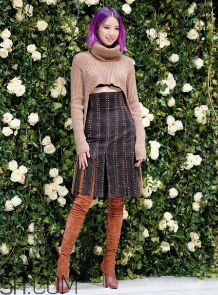 焦糖色鞋子配什么衣服？焦糖色鞋子搭配圖片