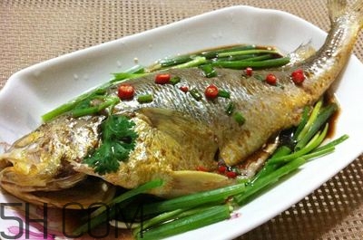 哪些食物補(bǔ)腦？補(bǔ)腦應(yīng)該注意些什么？