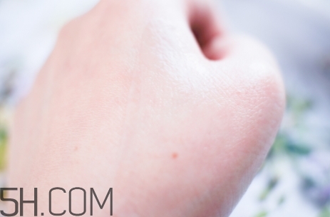 鉛筆是指什么牌子？鉛筆是什么護(hù)膚品？