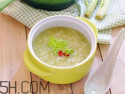 吃什么會導(dǎo)致頭痛？緩解頭痛的方法有哪些？