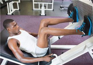 腿舉應(yīng)該是體重多少倍？正常人腿舉多少重量？