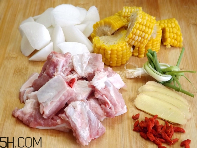 吃白蘿卜有哪些益處？白蘿卜的養(yǎng)生功效有哪些？