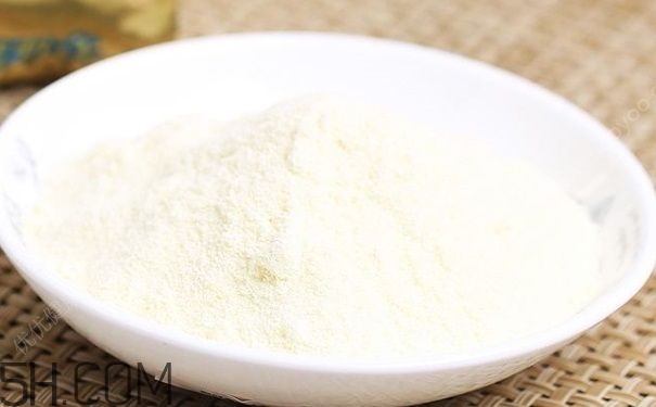 成人為什么也要喝奶粉？成人喝奶粉的好處有哪些？