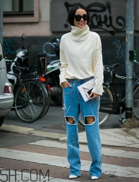 冬天破洞牛仔褲怎么搭配？破洞牛仔褲冬天怎么穿？