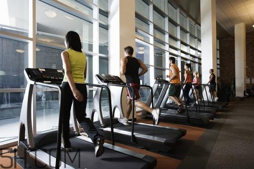 跑步機應(yīng)該設(shè)置多少速度？跑步機減肥的正確方法有哪些？