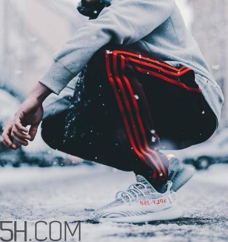 yeezy boost 350 v2 blue tint藍(lán)斑馬國內(nèi)發(fā)售店鋪有哪些？