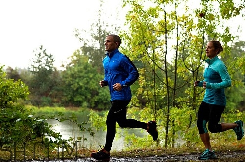 慢跑運(yùn)動(dòng)有什么注意事項(xiàng)？慢跑運(yùn)動(dòng)對(duì)身體有什么好處？