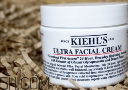 科顏氏高保濕面霜刺痛正常嗎？科顏氏高保濕面霜長(zhǎng)脂肪粒