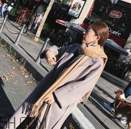 雙面呢大衣會(huì)起球嗎？雙面呢大衣怎么穿不起球？