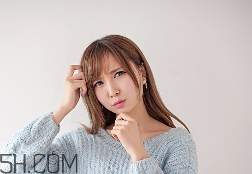 婦炎潔可以男人用嗎？婦炎潔可以去頭皮屑嗎？