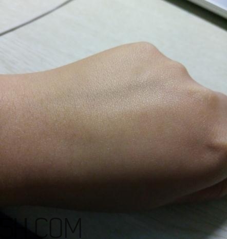 春紀(jì)眼霜多少錢？春紀(jì)眼霜專柜價(jià)格