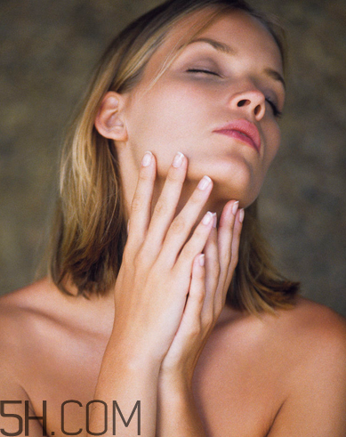 潔爾陰要兌水嗎？潔爾陰要泡多久？