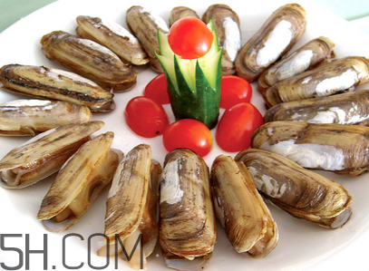 蟶子里面的黑色能吃嗎？蟶子為什么一撒鹽就出來？