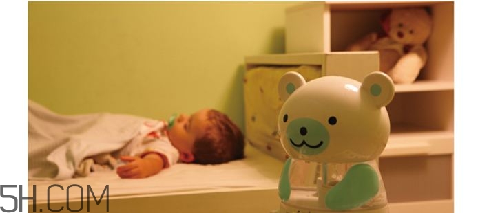 嬰兒房可以用加濕器嗎？加濕器可以放在嬰兒房嗎？