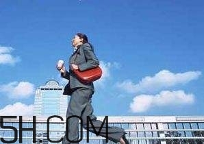 上班族怎么正確睡午覺(jué)？怎么正確的在公司睡午覺(jué)？