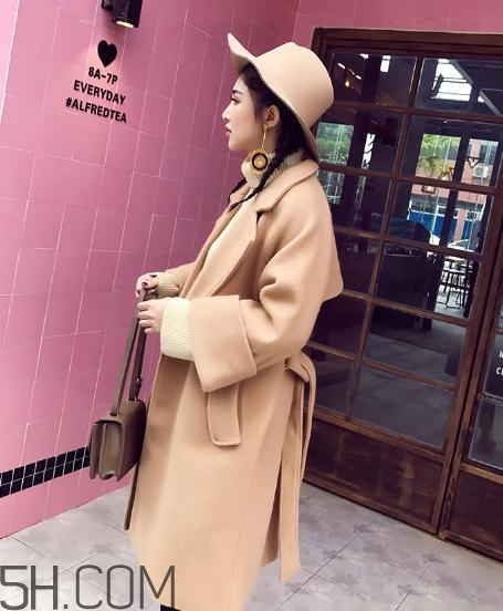 馬海毛大衣掉毛嗎？馬海毛大衣掉毛怎么辦？