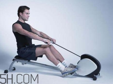 劃船機(jī)減脂效果如何？劃船機(jī)能減肚子嗎？