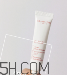 嬌韻詩隔離霜好不好用？嬌韻詩隔離霜油嗎？