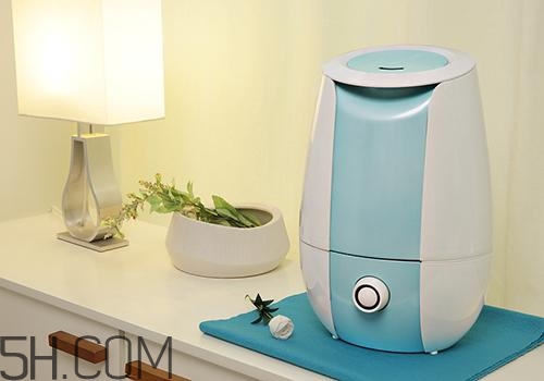 冬天用加濕器用什么水？加濕器上的水垢用什么清洗？