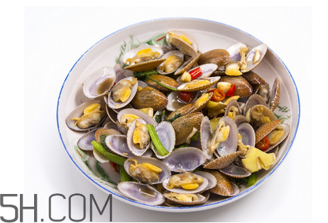 花甲需要焯水嗎？吃花甲不能吃什么？