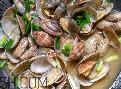 花甲的熱量是多少？花甲里面的黑色東西是屎嗎？