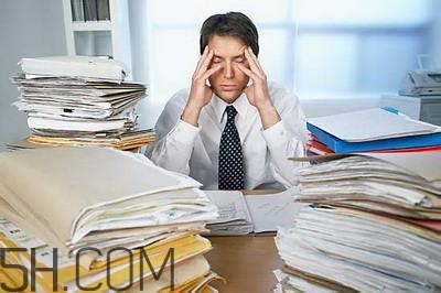 什么樣的人會得焦慮癥？焦慮癥如果不治會好嗎？