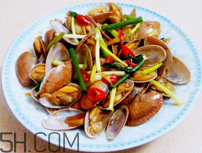 花甲的熱量是多少？花甲里面的黑色東西是屎嗎？