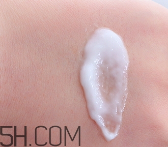 c乳是什么護(hù)膚品？c乳蓋子怎么打開？