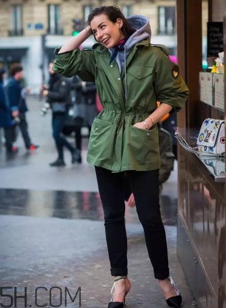 派克大衣適合什么人穿？派克大衣買哪個顏色？