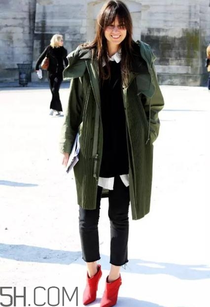 派克大衣和羽絨服哪個暖和？派克大衣顯胖嗎？