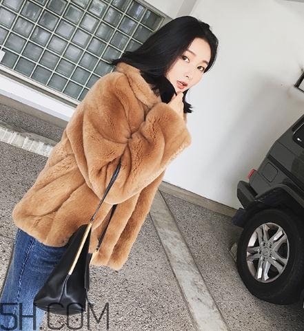 兔毛皮草發(fā)黃怎么處理？兔毛皮草怎么存放？