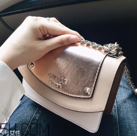 guess包包質(zhì)量怎么樣？guess包包是皮的嗎？