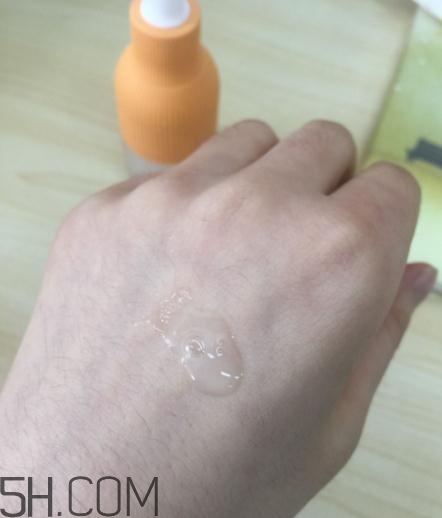 春紀(jì)咖啡緊致精華液好用嗎？春紀(jì)咖啡緊致精華液評(píng)測(cè)