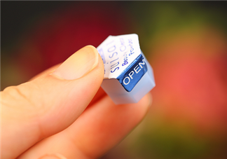 用了嘉娜寶洗顏粉還用洗面奶嗎？洗顏粉的正確打開方式