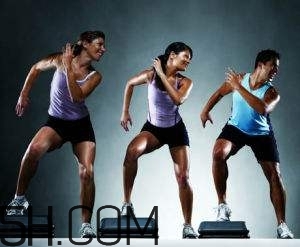 跳健身操流汗皮膚好嗎？運(yùn)動(dòng)流汗要注意什么？