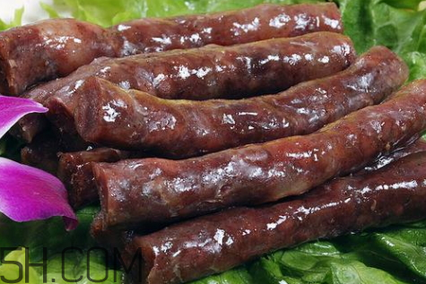 風干腸長毛還能吃嗎 風干腸長毛了怎么處理 風干腸長毛還能吃嗎 風干腸長毛了怎么處理