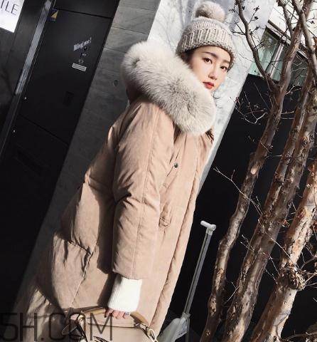 白鴨絨羽絨服保暖嗎？白鴨絨有味道怎么去味？