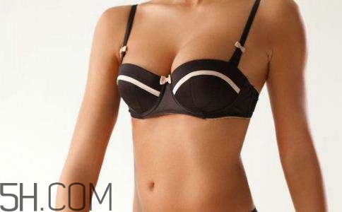 不合適的胸罩有哪些危害？胸罩不合適有哪些弊端？