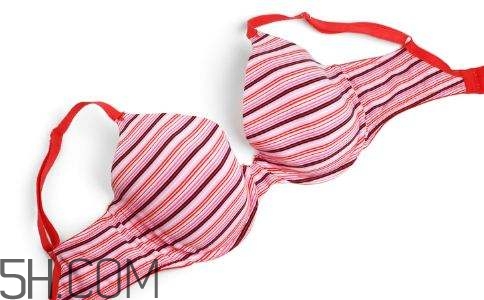 不合適的胸罩有哪些危害？胸罩不合適有哪些弊端？