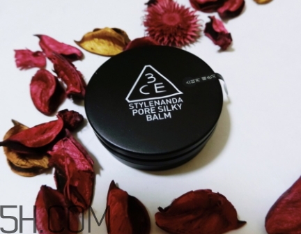 豬油膏和素顏霜哪個先用？豬油膏和素顏霜使用順序