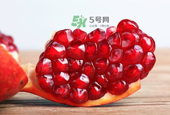 吃石榴籽有什么好處？吃石榴籽有副作用嗎？