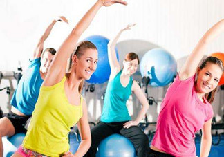 跳健身操流汗皮膚好嗎？運(yùn)動流汗要注意什么？