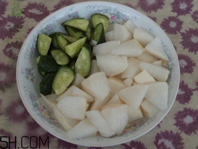 香菇和白蘿卜可以一起吃嗎？香菇和白蘿卜一起吃有什么好處？