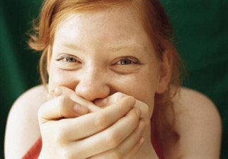 羨慕別人的大白牙？為什么你的牙齒這么黃？