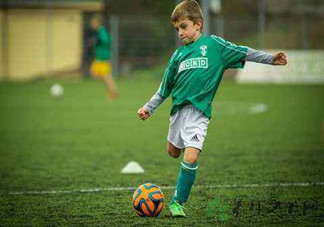 踢足球的好處有哪些？踢足球的壞處有哪些？