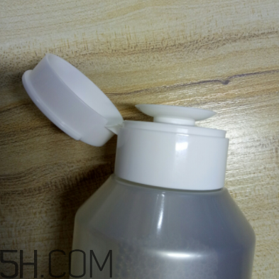 歐詩(shī)漫卸妝水能祛痘嗎？歐詩(shī)漫卸妝水能去黑頭嗎